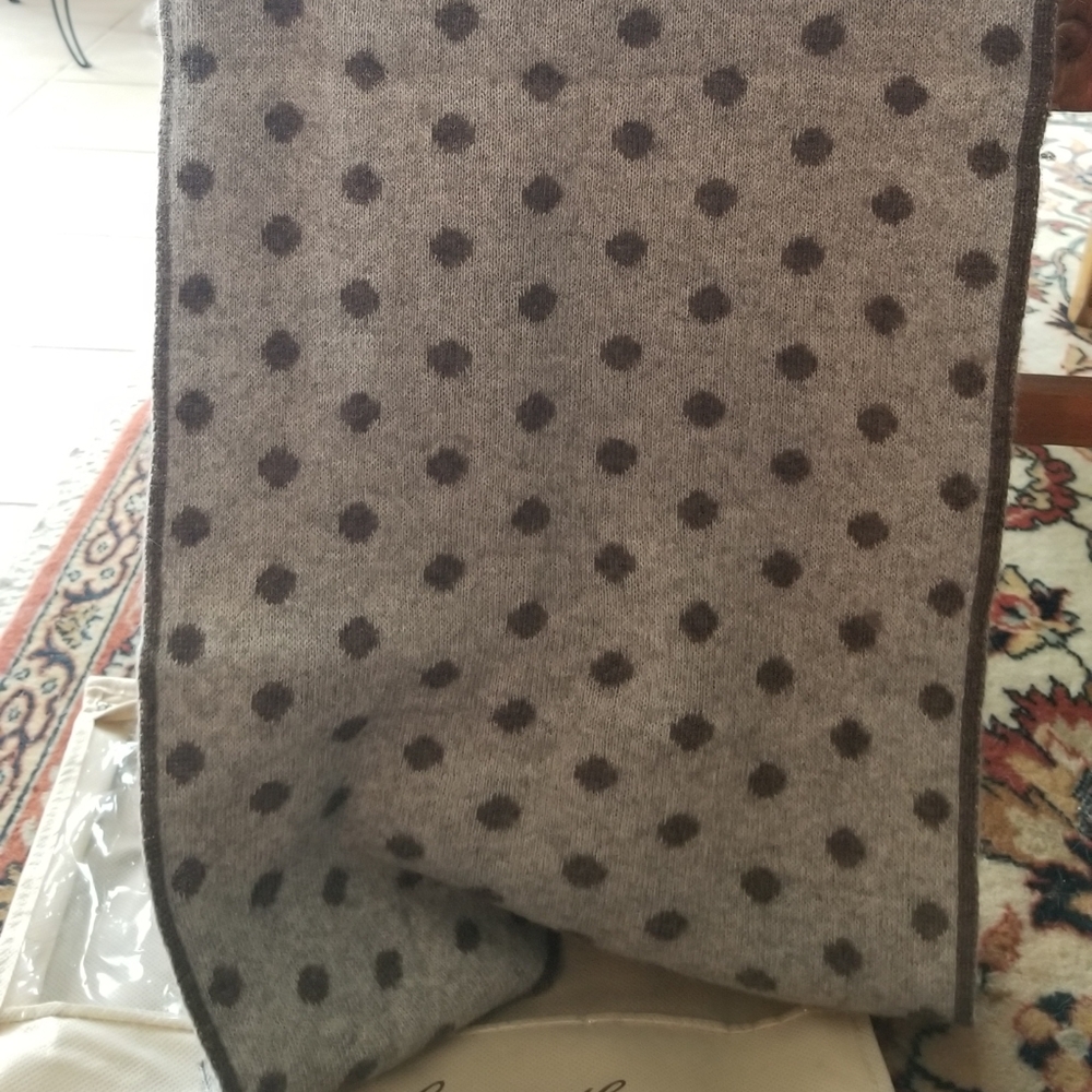 NWOT Italian cashmere scarf - Picture 5 of 6